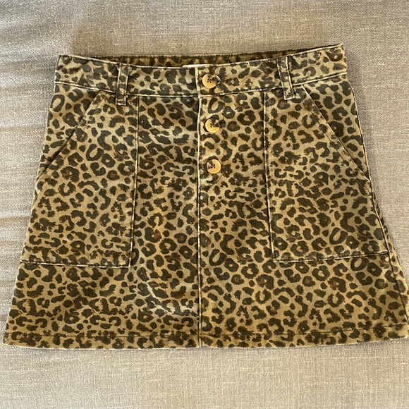 Zara Other - Zara girls leopard mini button mini skirt Size 11-12
